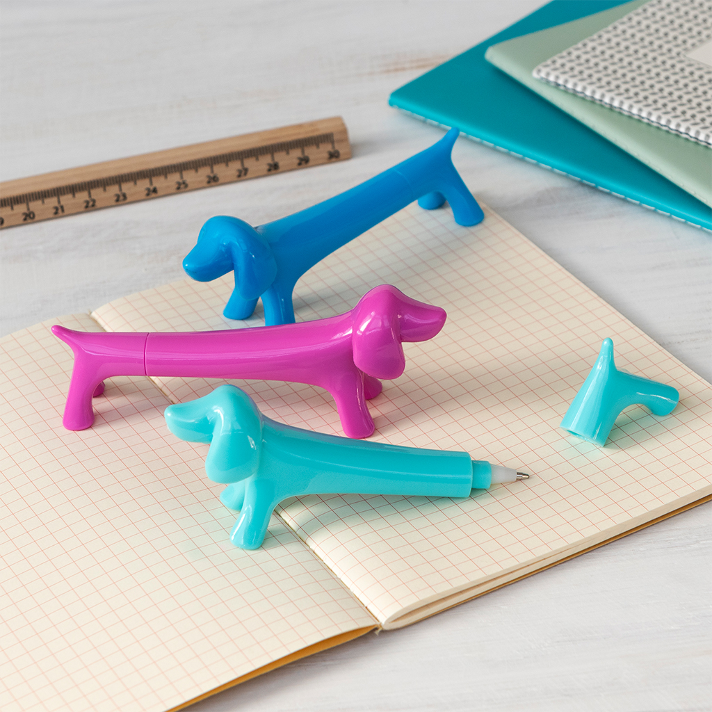 Sausage dog shaped pen - Blue | ﻿Rex London