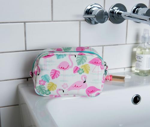flamingo print, make up bag, travel essentials, travel, gift ideas, flamingo bag, make up bag,
