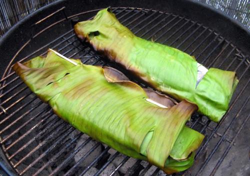fish in banana leaves