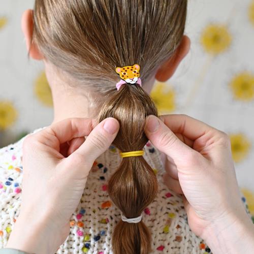 Jasmine-inspired pony tail