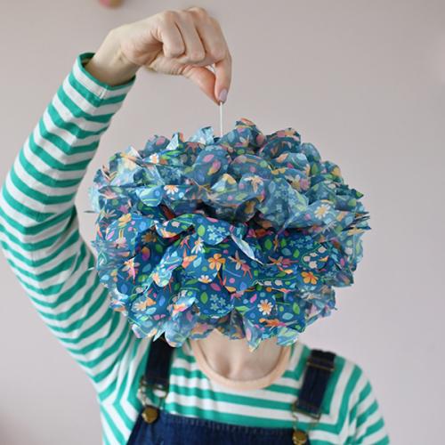 Tissue paper pom-pom Tissue paper pom-pom