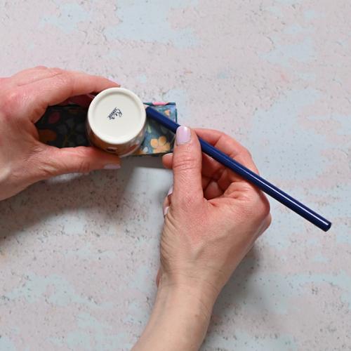 Tissue paper pom-pom tutorial Tissue paper pom-pom tutorial