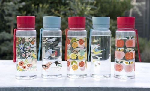 dotcomgiftshop water bottles