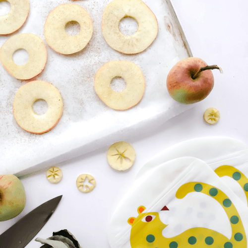 Apple crisps Apple crisps