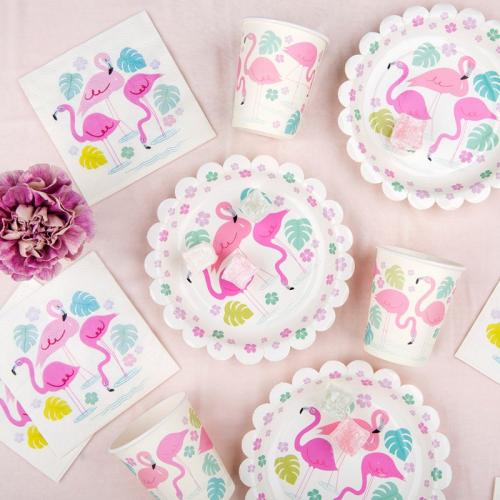 Flamingo Bay paper cups, plates and napkins