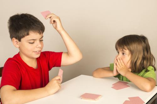 kids playing snap