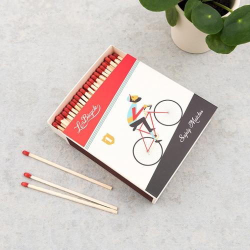 Le Bicycle safety matches