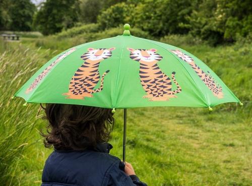 green-tiger-print-umbrella
