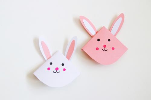 origami bunny bookmarks