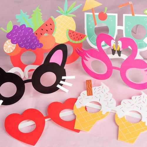 Paper party glasses