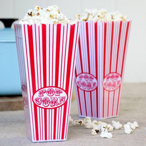 Retro popcorn holder