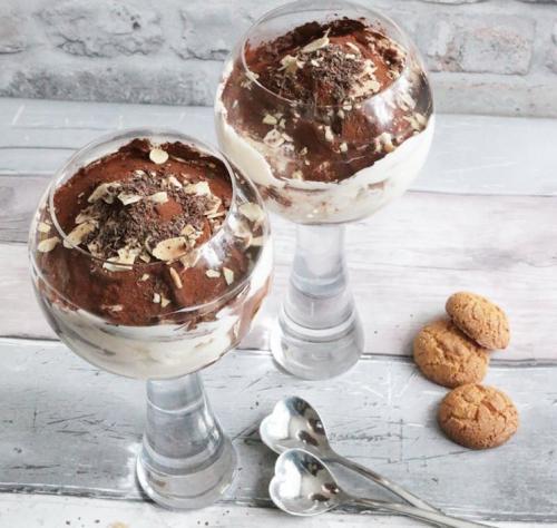 tiramisu-in-wineglasses tiramisu-in-wineglasses