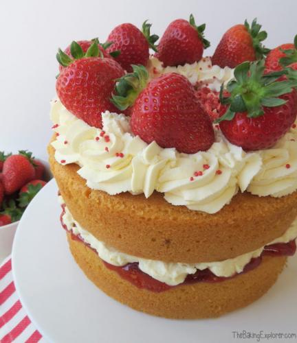 strawberries and cream cake cake