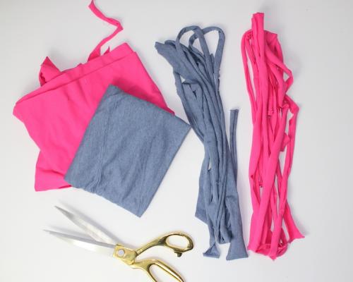 materials needed to create a macrame wall hanging decoration