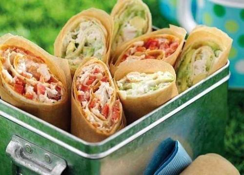 red and green wraps