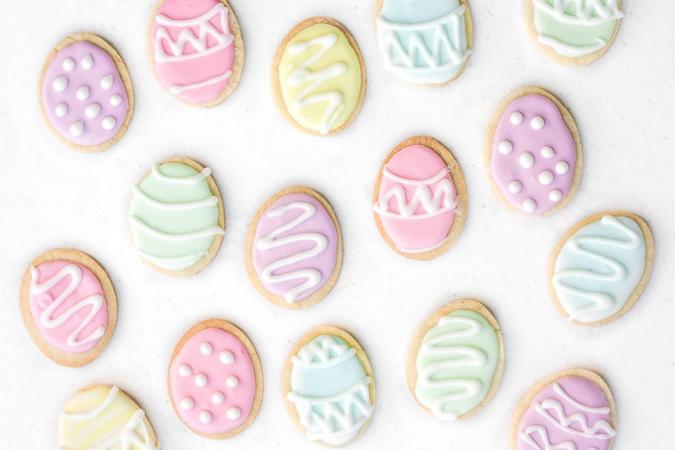 Easter egg sugar cookies