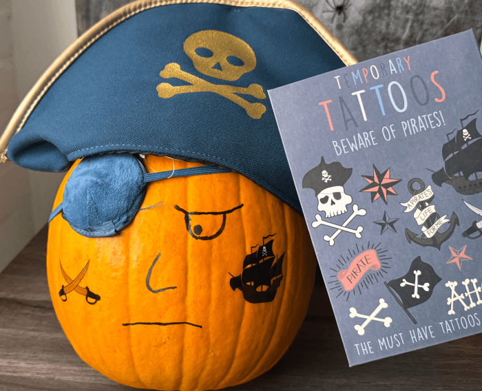 Pumpkin in a pirate costume