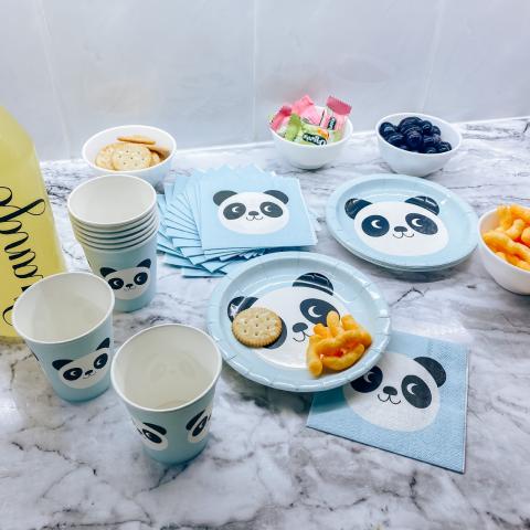 Miko the Panda party tableware