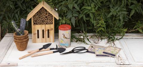 Garden tools and accessories
