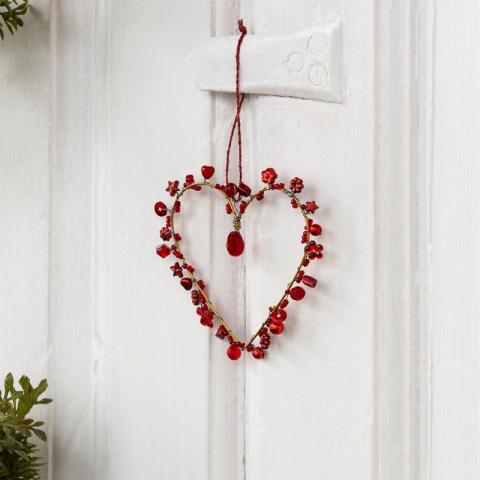Hanging heart with beads