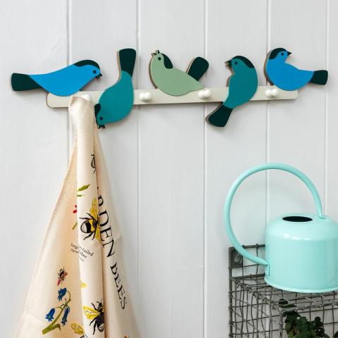 Garden bird wall hanger with tea towel and watering can