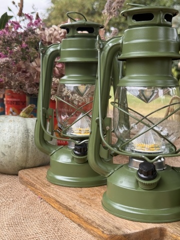 Electric lamps