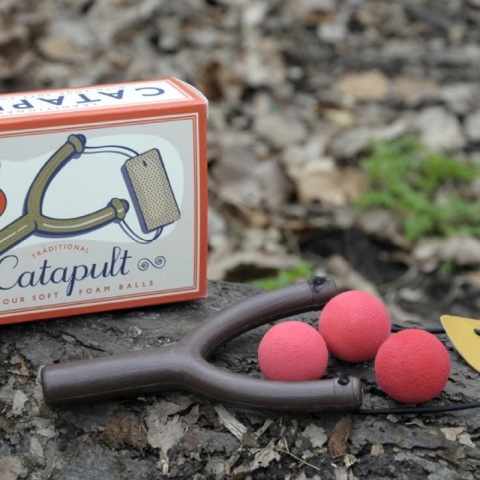 Catapult toy foam balls