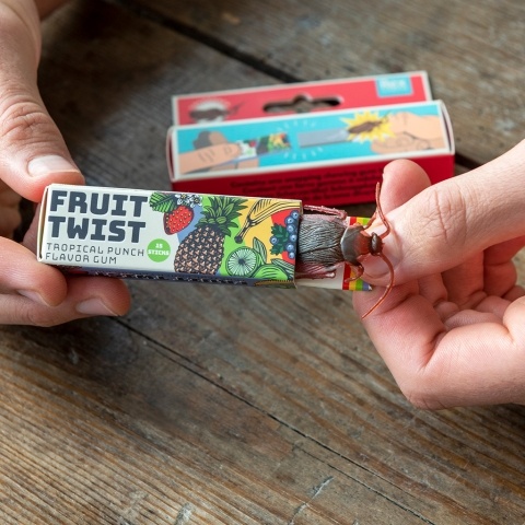Snap gum trick