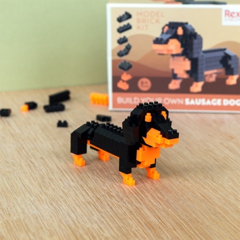 build your own model brick kit (sausage dog)