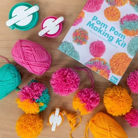 pom pom kit