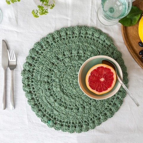 Green cotton crochet placemat