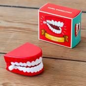 Chattering Teeth - Classic Jokes