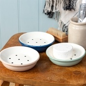 Round two part enamel soap dishes