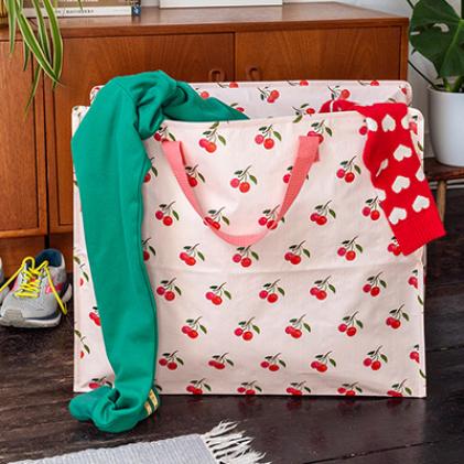 XXL Christmas Storage Bag in Festive Sausage Dog design