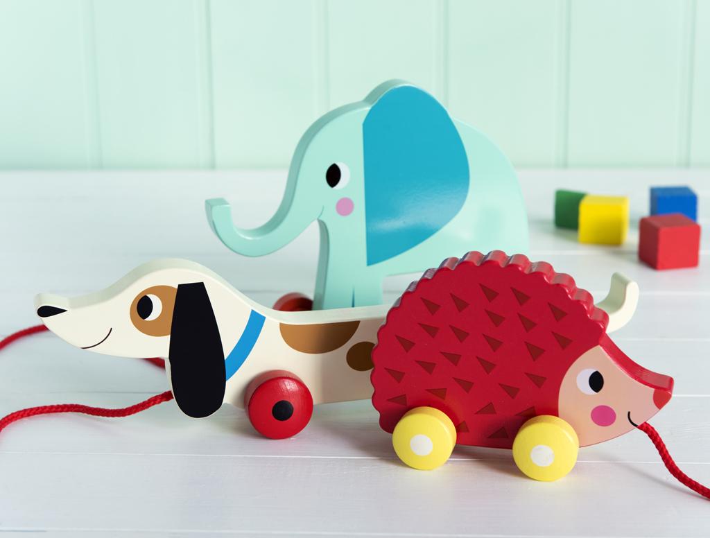 ﻿Charlie The Sausage Dog Wooden Pull Toy ﻿Rex London