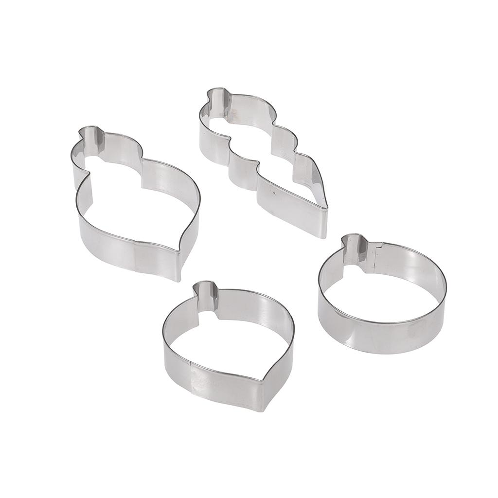 Set Of 4 Bauble Cookie Cutters ﻿Rex London