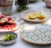 Stoneware Plate Flower Trellis