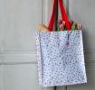 Dotcomgiftshop Branded La Petite Rose Shopping Bag