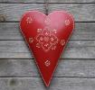 Medium Red Clover Rustic Heart