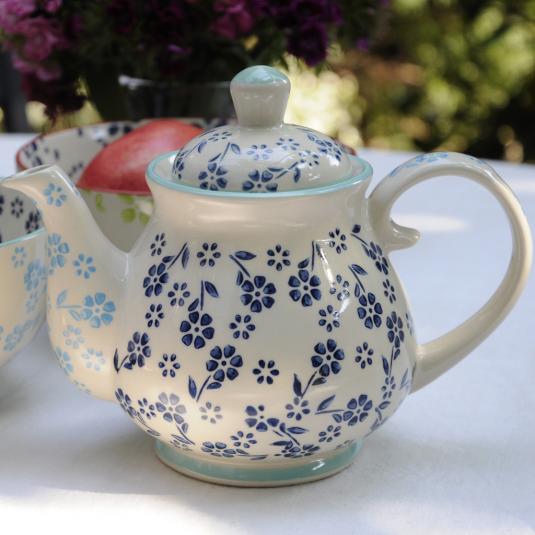 Stoneware Teapot Blue Jasmine