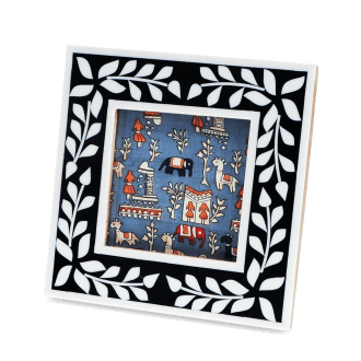 Square picture frame with white leaf patterns and navy blue colour on the border.