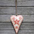 Cream Rustic Flower Heart