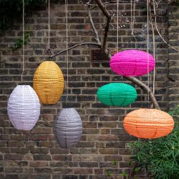 Outdoor solar pendant lantern
