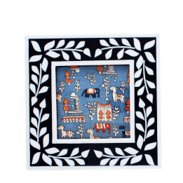 Square picture frame with white leaf patterns and navy blue colour on the border.