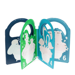 Colour changing bath book showing animals in a bathtub with a number printed at the bottom of each page