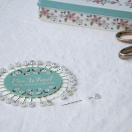 Daisy Sewing Pin Wheel