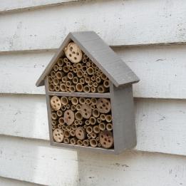 Bee Hotel