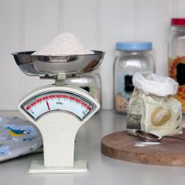 Vintage Shop Scales Ivory