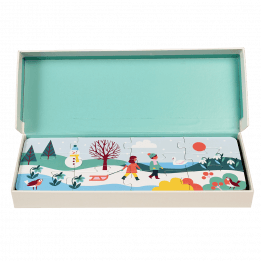 Puzzle with winter scene in box