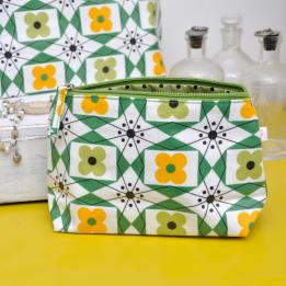 Mid Century Floral Oilcloth Make Up Bag